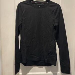 Spyder Athletic Top Size M. Stretch with great details! NWOT